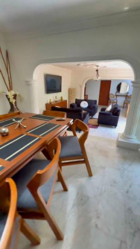 Casa Familiar Estilo Roma l A 5 Min De Playa